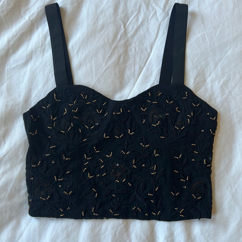 Black crop top